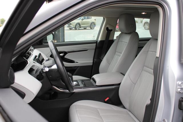 Land Rover RANGE ROVER EVOQUE 1.5 P300e AWD HSE , Automaat, Trekhaak, Leder, Clima, Navi, Stoelverwarming, Stuurverwarming, Schuif/kanteldak, Elektrische achterklep, Cruise, Camera, LMV 20 Inch