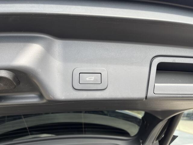 Land Rover RANGE ROVER EVOQUE 1.5 P300e AWD Autob. | Pano | Leer | Camera