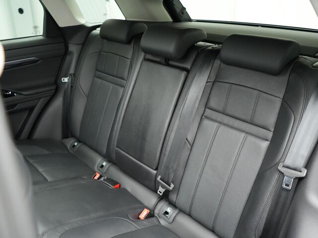 Land Rover RANGE ROVER EVOQUE 1.5 P300e AWD Plug In Hybrid 309pk Dealer O.H PHEV | Panodak | Head Up | Adaptive Cruise | Camera | Lederen Sportstoelen Memory & Verwarmd | BLIS | Keyless | Navigatie | Virtual | DAB |