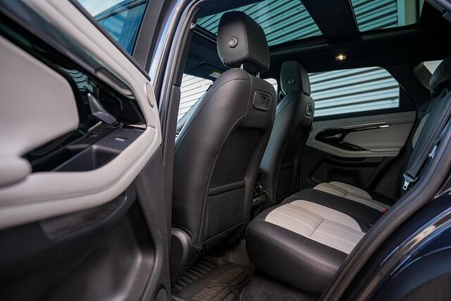 Land Rover RANGE ROVER EVOQUE 2.0 P300e AWD R-Dynamic Panoramadak HUD Stuurverw. Virtueel cockpit