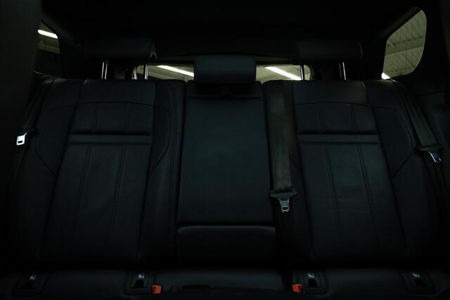 Land Rover RANGE ROVER EVOQUE 1.5 P300e AWD R-Dynamic SE | Panoramadak | 20 Inch |