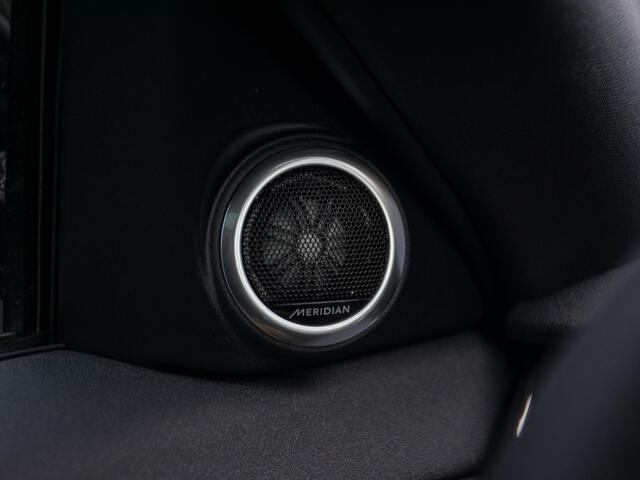 Land Rover RANGE ROVER EVOQUE 1.5 P270e PHEV Dynamic SE l Facelift l Stuurwiel verwarming l Meridian l Panorama dak l Adapt. Cruise l 360 Camera l Trekhaak