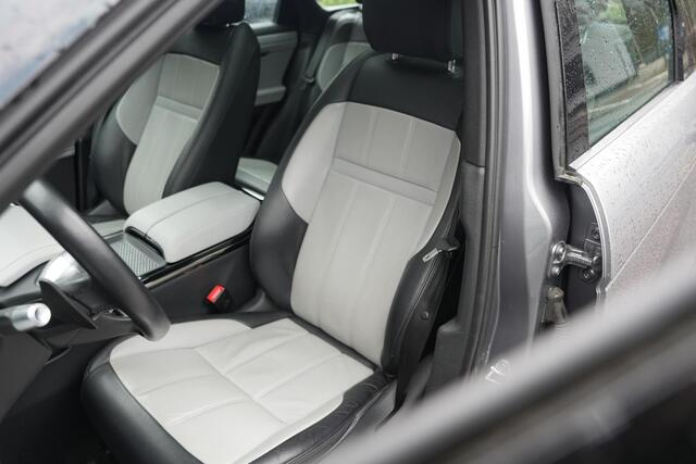 Land Rover RANGE ROVER EVOQUE 2.0 P200 AWD R-Dynamic S Open Panoramadak Meridian Matrix LED Leer