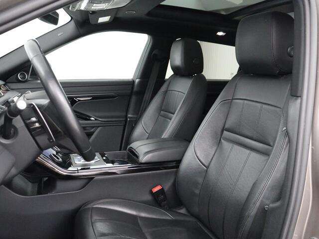 Land Rover RANGE ROVER EVOQUE 1.5 P300e AWD R-Dynamic | Panoramadak | Leder | Stoelverwarming | Meridian Audio | Keyless | Trekhaak | Carplay | Navigatie | Camera | Stuurverwarming | PHEV | Plug In