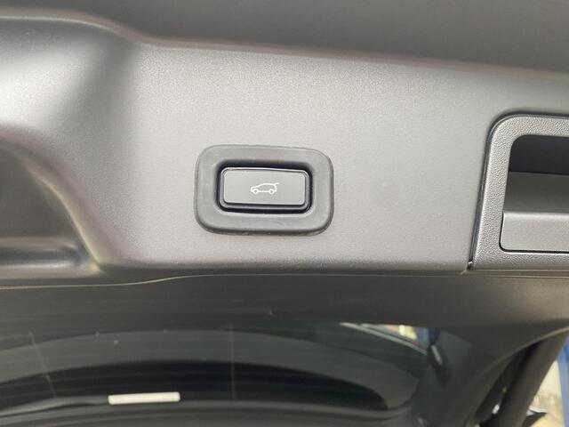 Land Rover RANGE ROVER EVOQUE 1.5 P300e AWD Autobiography / Automaat / NL-Auto / 1e-Eigenaar / Dealer-Onderhouden / Vol-Leder / Alcantara-Dakhemel / Open-Panodak / Stuur- en Stoelverwarming / Meridian-Audio / Camera-Binnenspiegel / Elektr.-Stoelen met Geheugen / Matrix LED / Adaptieve