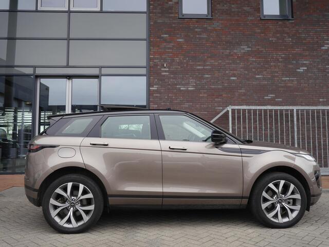 Land Rover RANGE ROVER EVOQUE 1.5 P300e AWD Autobiography | Panoramadak | Elektrisch verstelbare stoelen | Stoel en stuurverwarming | Elektrisch te openen kofferbak | Head up display | Keyless entry en start | Trekhaak