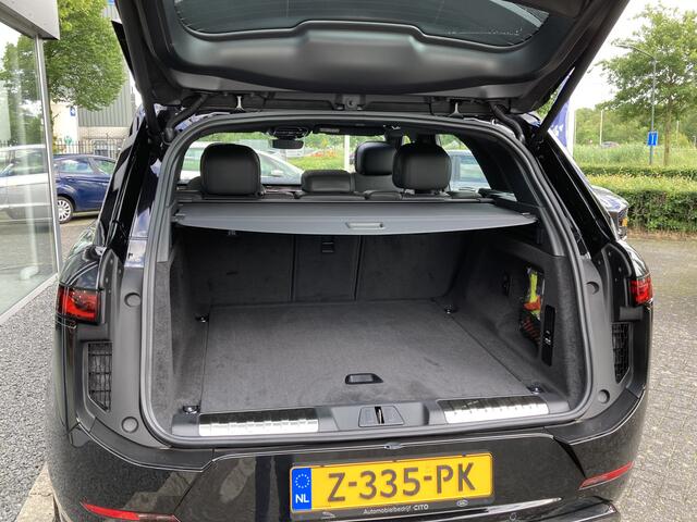 Land Rover RANGE ROVER SPORT P460e Dynamic SE PHEV | Direct leverbaar! NL auto | 23" 'Style 1075' | Pano schuif-/kanteldak [041CZ] | Meridian(TM) 3D Surround [025MN] | Walnut houtfineer [088UM] | Elek. trekhaak [028LD] | Cold Climate Pack [072BI