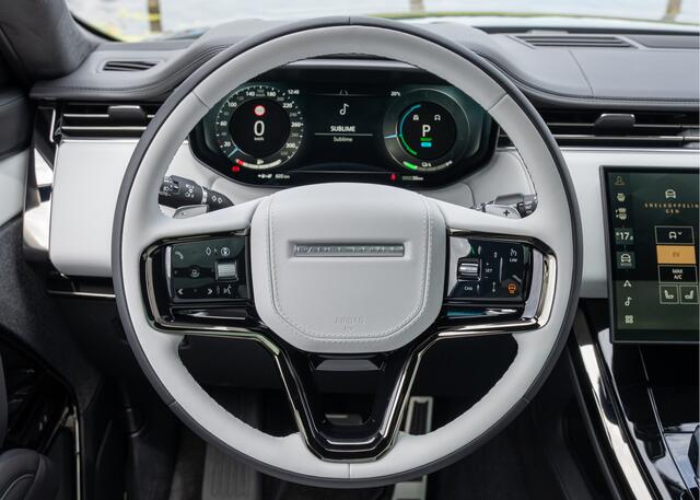 Land Rover RANGE ROVER SPORT P550e Autobiography | Light Cloud interieur | Full Options | Trekhaak | 23" inch |