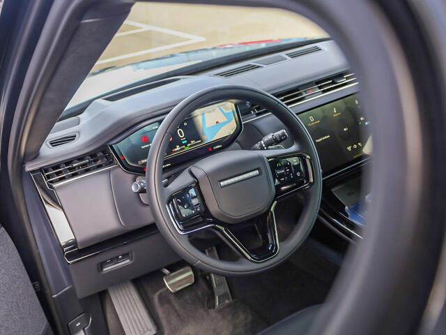 Land Rover RANGE ROVER SPORT 3.0 P550e Autobiography PHEV Trekhaak l Schuif- /kantel Pano l Stoelventilatie l Soft Close l Blackpack l 23" Inch