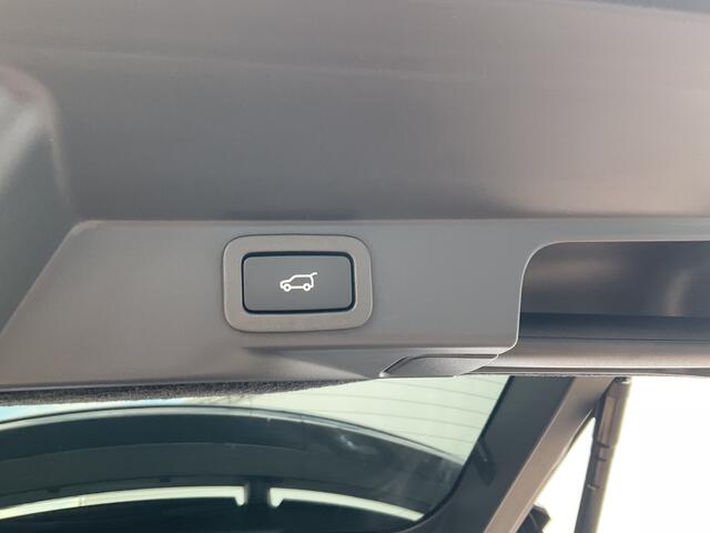Land Rover RANGE ROVER SPORT P400e Limited Edition Pano.Dak Matrix Meridian HUD Leder Plug-in!