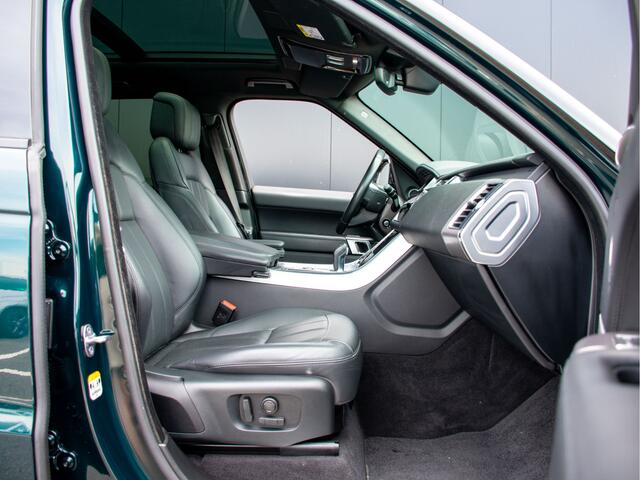 Land Rover RANGE ROVER SPORT P400e HSE Dynamic Black Pack | Meridian | Schuif- /kantel Pano | Head-Up | British Racing Green Metallic | UNIEK!