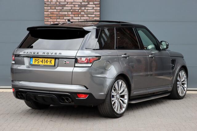 Land Rover RANGE ROVER SPORT 5.0 V8 Supercharged SVR Aut8 | ACC | Panoramadak | Carbon | Memory | HUD | Verwarmd Stuurwiel | Dodehoekassistent | Camera | Soft-Close | Standverwarming | Intelligent Light System |