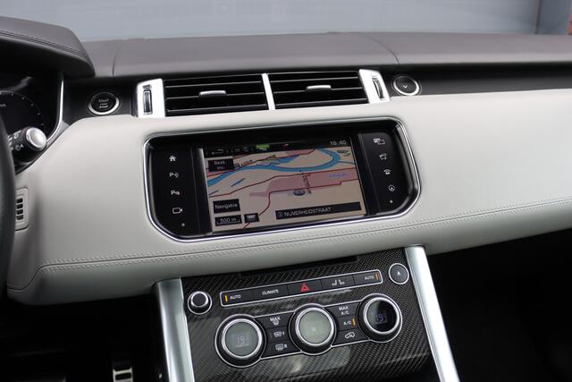Land Rover RANGE ROVER SPORT 5.0 V8 Supercharged SVR Aut8 | ACC | Panoramadak | Carbon | Memory | HUD | Verwarmd Stuurwiel | Dodehoekassistent | Camera | Soft-Close | Standverwarming | Intelligent Light System |