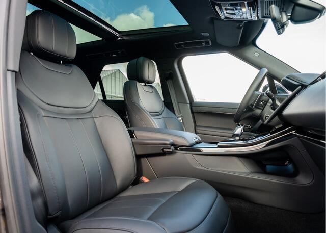 Land Rover RANGE ROVER SPORT P460e Dynamic HSE | Massage | SV Bespoke leder | 23" inch | Soft Close | Trekhaak |