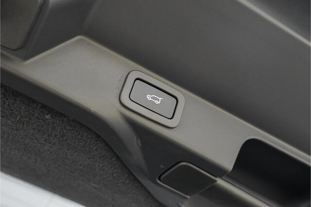 Land Rover RANGE ROVER SPORT 2.0 P400e HSE Dynamic Pano Camera Matrix Meridian 21"