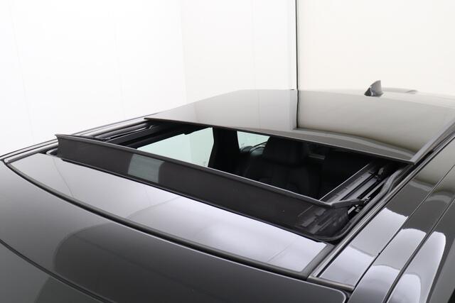 Land Rover RANGE ROVER SPORT 3.0 SDV6 Autobiography Dynamic Pano-dak Trekhaak Digi. Dash