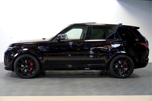 Land Rover RANGE ROVER SPORT 5.0 V8 SC SVR 423kW/575pk Aut8 Carbon Edition PANORAMADAK + CARBON IN-&EXTERIEUR + PERFORMANCE STOELEN + MERIDIAN AUDIO + ADAPT.CRUISE + EL.TREKHAAK + CAMERA + STOELVERWARMING&-KOELING + KEYLESS + PARKSENSOREN + 22" LM-VELGEN!!