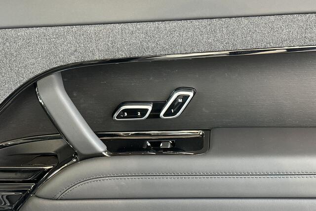 Land Rover RANGE ROVER SPORT P460e Dynamic HSE | NP: ¤ 150.298 | 23" | Comfort Pack