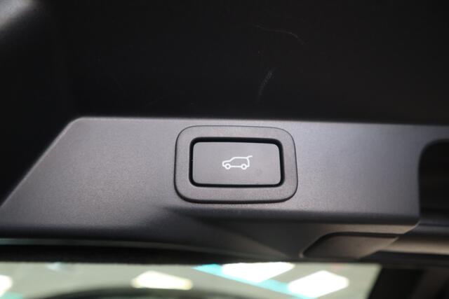 Land Rover RANGE ROVER SPORT P400e Limited Edition Head-up Panoramadak Luchtvering