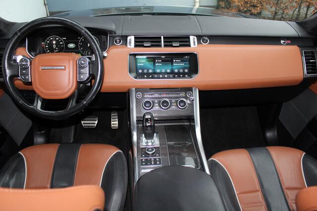 Land Rover RANGE ROVER SPORT 5.0 V8 Supercharged SVR | 551PK | Panorama dak | Carbon interieur | Luchtvering | Meridian Audio| F1 flippers | Elektr. trekhaak | Alcantara hemel zwart | Elektrisch verstelbare stoelen met memory | Schaalstoelen + verwarming en ventilatie | Uitlaat kleps