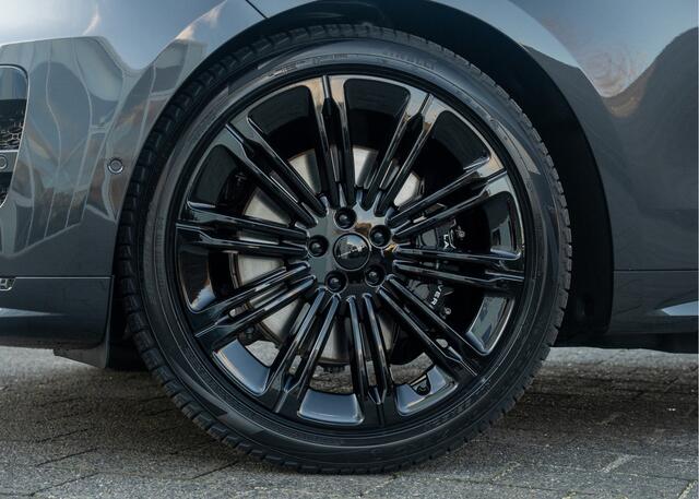 Land Rover RANGE ROVER SPORT P550e Autobiography | Nieuw Model 2026 | Black Pack | Carpathian Grey | 23" inch | Trekhaak | Standkachel |