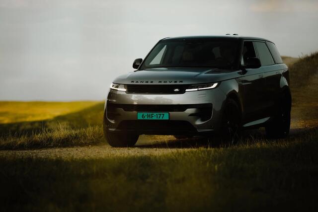 Land Rover RANGE ROVER SPORT 3.0 P550e Autobiography PHEV 4 wielbesturing - koelbox - Eigen Grey