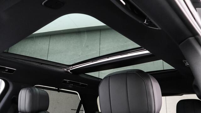 Land Rover RANGE ROVER SPORT P460e Dynamic HSE | Meridian 3D | Head-up | Panoramadak | Soft-Close | Trekhaak |