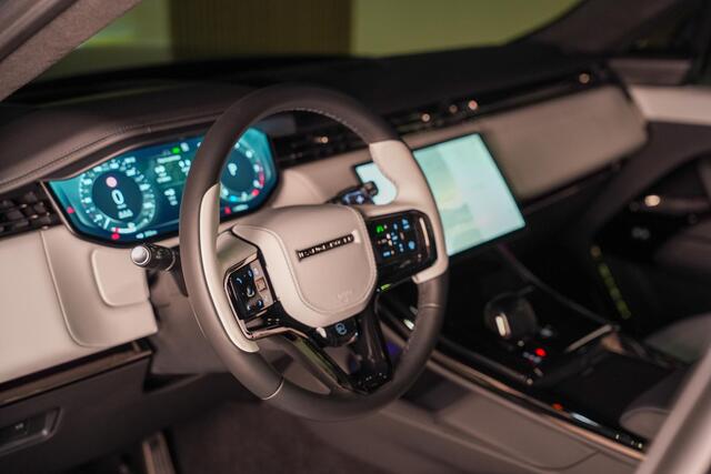 Land Rover RANGE ROVER SPORT 4.4 P635 SV Edition Two Carbon Bronze NP ¤326K