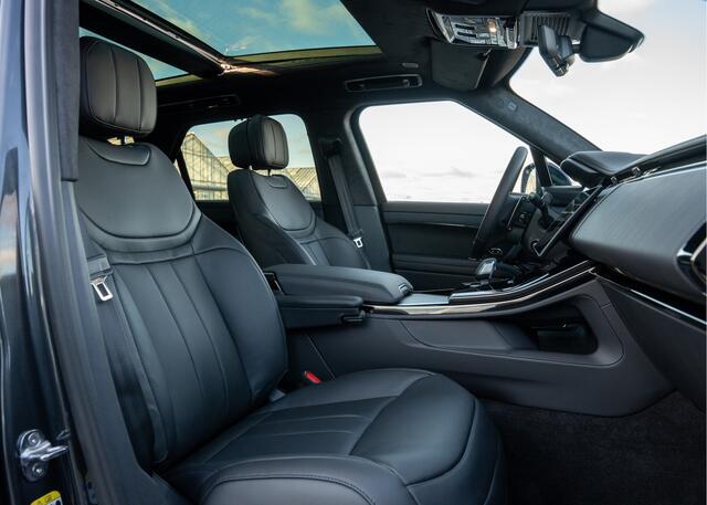 Land Rover RANGE ROVER SPORT P550e Autobiography | Santorini Black - Ebony leder | NP. ¤ 165.459,- | Full Options | Rode remklauwen |