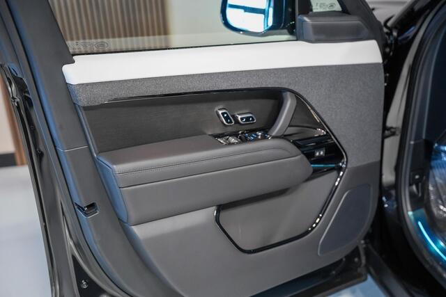 Land Rover RANGE ROVER SPORT P460e Dynamic SE BIJNA NIEUW - NP 138K