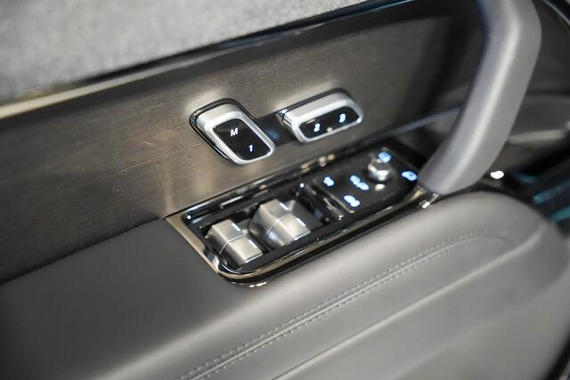 Land Rover RANGE ROVER SPORT P460e Dynamic SE BIJNA NIEUW - NP 138K