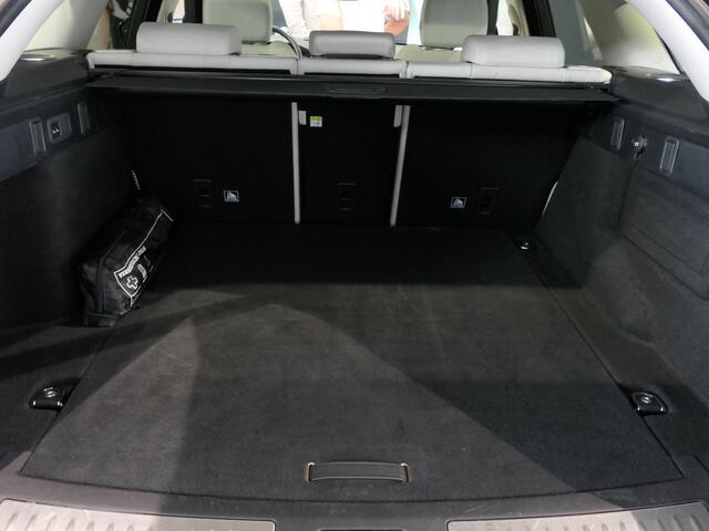 Land Rover Velar Range Rover 3.0 D275 AWD - Luchtvering en automatische niveauregeling, elektrisch panoramadak