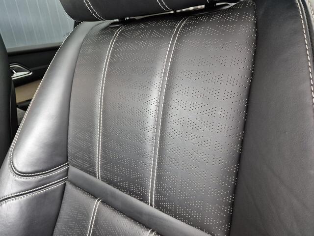 Land Rover Velar Range Rover 3.0 V6 AWD D300 SE | Pano | Virtualo | Massage | Meridian | Camera