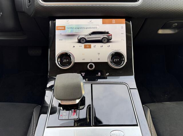 Land Rover Velar Range Rover 2.0 P400e I Trekhaak I Leder I Navi I Keyless I Camera | Apple Carplay/Android Auto | DAB | Elektrisch wegklapbare trekhaak