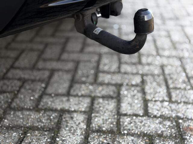 Land Rover Velar Range Rover 3.0 D275 AWD R-Dynamic HSE