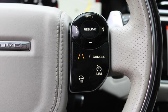 Land Rover Velar Range Rover 3.0 V6 SC AWD First Edition R-DYNAMIC PANO LEER MASSAGE FULL OPTIONS!!