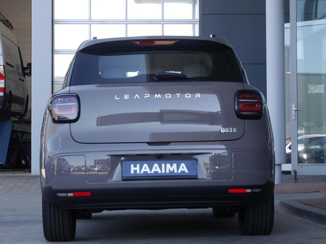 Leapmotor B03X ProMax Design 53 kWh | Nieuw | €1000korting | Hoge instap | Camera | 18inch velgen | Carplay | Navigatie | Keyless entry en start