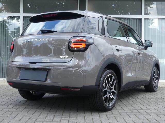 Leapmotor B03X ProMax Design 53 kWh 197PK Automaat Navigatie, Camera 360, Lichtmetalen velgen, Kunstlederen bekleding, Stoel & Stuurwielverwarming