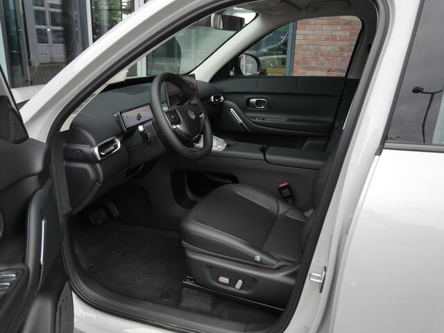 Leapmotor B03X ProMax Design 53 kWh | Binnenkort leverbaar in deze kleur | €1000 korting | Hoge zit | Carplay | Camera | Navigatie | 18inch velgen | Parkeersensoren | LED Lampen |