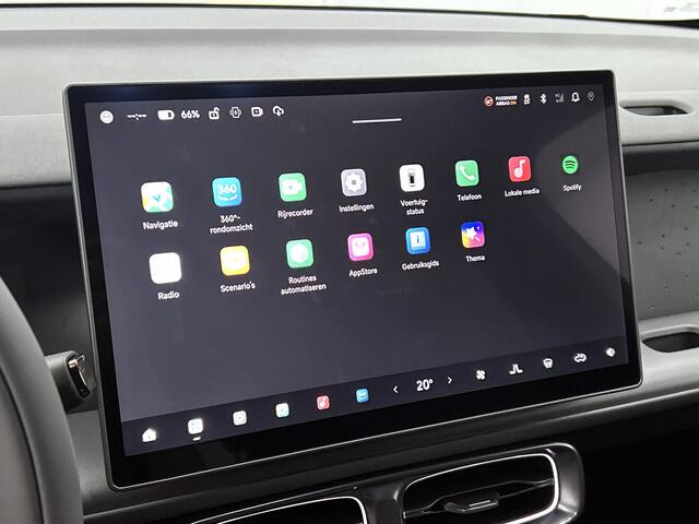 Leapmotor B05 ProMax Design 67.1 kWh | Voorraad ! | Wind Grey | 482 KM WLTP | Panoramadak | Stoelverwarming | Keyless