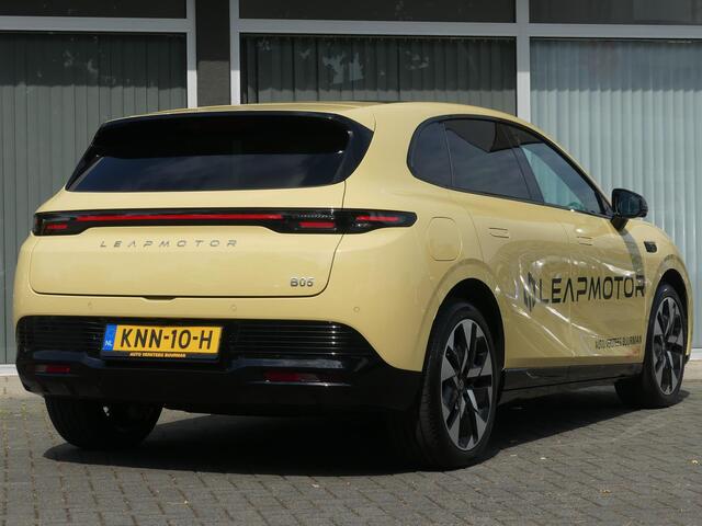Leapmotor B05 ProMax Design 67.1 kWh Apple Capl/Andr Auto, 360 graden camera, Lichtmetalen Velgen, Stoel & stuurverwarming, Elek. achterklep, Navi,