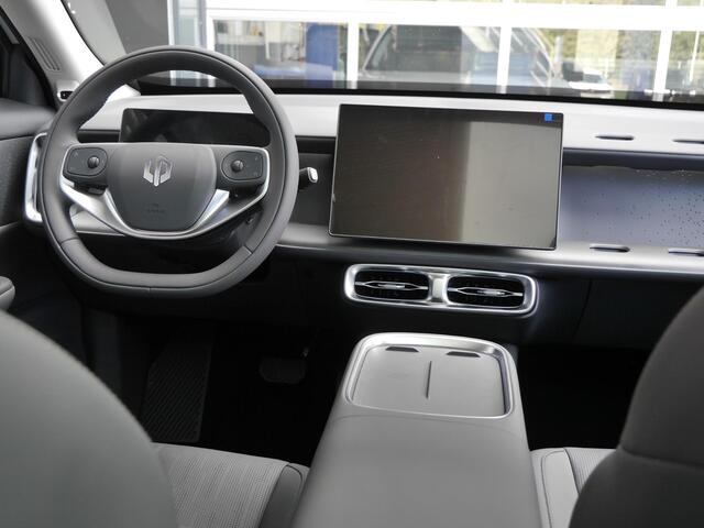 Leapmotor B10 Design ProMax 67.1 kWh Wltp 434km | 750kg trekgewicht | Stoel en stuur verwarming | 360 graden camera | Lederen bekleding | Panoramadak | Led | Regensensor | Sfeerverlichting | Elektrisch verstelbare voorstoelen