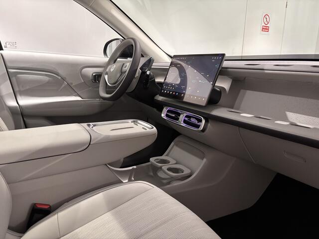 Leapmotor B10 Design ProMax 67.1 kWh Volledig Elektrisch met 20 inch Lichtmetalen velgen, Lederen bekleding en Camera Uit voorraad leverbaar!