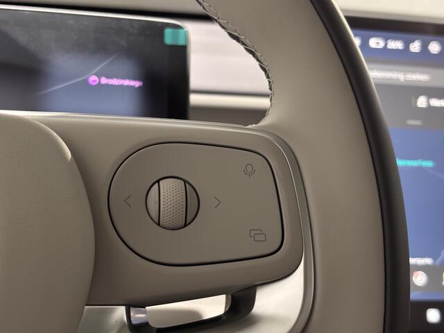 Leapmotor B10 Design ProMax 67.1 kWh Volledig Elektrisch met 20 inch Lichtmetalen velgen, Lederen bekleding en Camera Uit voorraad leverbaar!