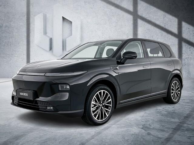 Leapmotor B10 Design ProMax 67.1 kWh | **UIT VOORRAAD LEVERBAAR** | Automaat | 434 km WLTP | Leder | Navi |