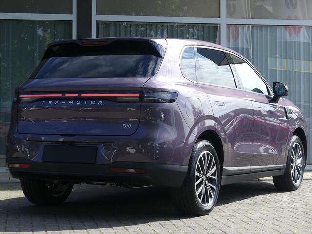 Leapmotor B10 Design Hybrid EV 18.8 kWh 218PK Automaat Navigatie, Camera 360, Lichtmetalen velgen, Elektrische Achterklep, Kunstlederen bekleding, Stoel Verwarming & Ventilatie