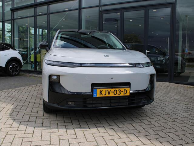 Leapmotor B10 Design Hybrid EV 18.8 kWh Direct leverbaar