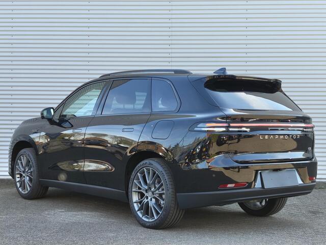 Leapmotor C10 REEV Design 28.4 kWh 215pk RANGE EXTENDER | 360° CAMERA | STOELVERW. | STOELKOELING | ADAPTIVE CRUISE | PANODAK | NAVI