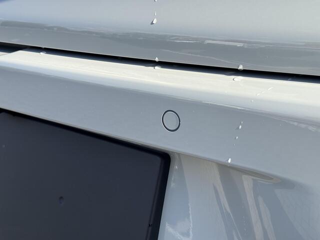 Leapmotor C10 Design ProMax AWD 81.9 kWh 600PK Automaat Navigatie, Camera 360, Lichtmetalen velgen, Elektrische Achterklep, Kunstlederen bekleding, Stoel Verwarming & Ventilatie