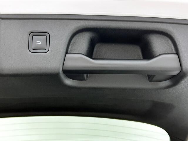 Leapmotor C10 REEV Design 28.4 kWh | **OVERSTAPWEKEN!** | WLTP 974 KM | 1500kg trekgewicht | Automaat | Leder | Navi |